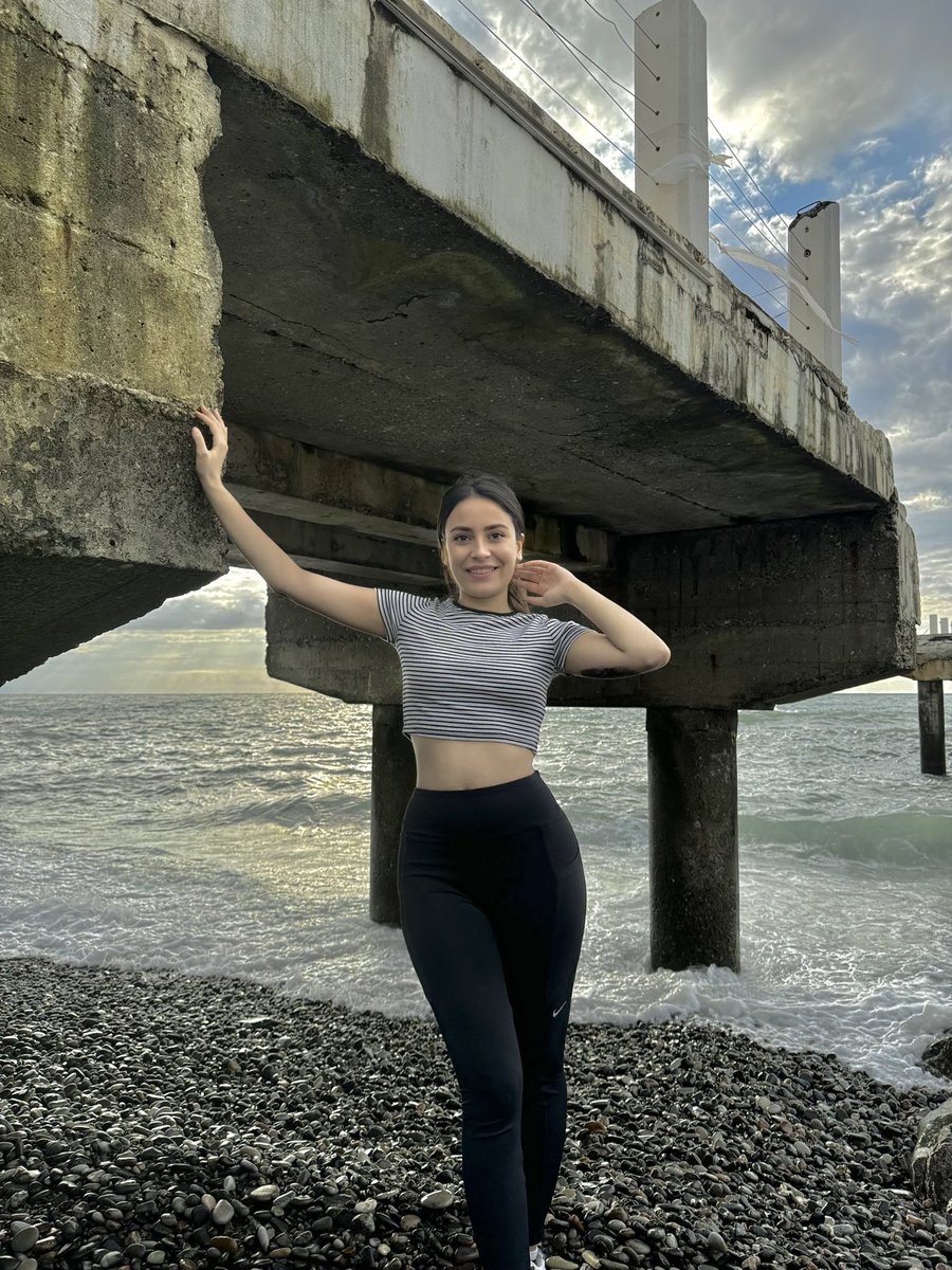 Akçalı Esmer Bayan Escort Beyza