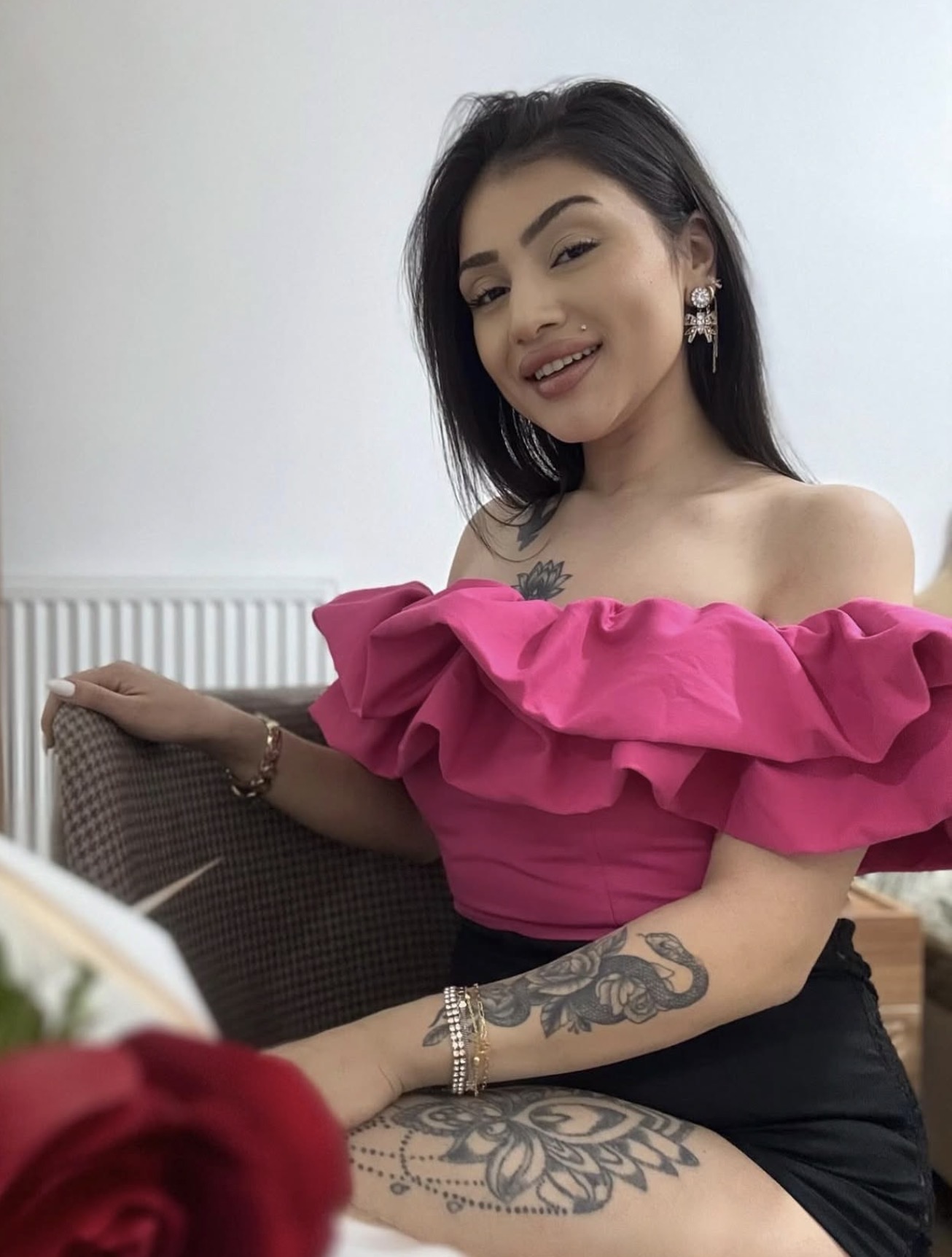 Kılavuz Zarif Partner Bayan Escort Pınar